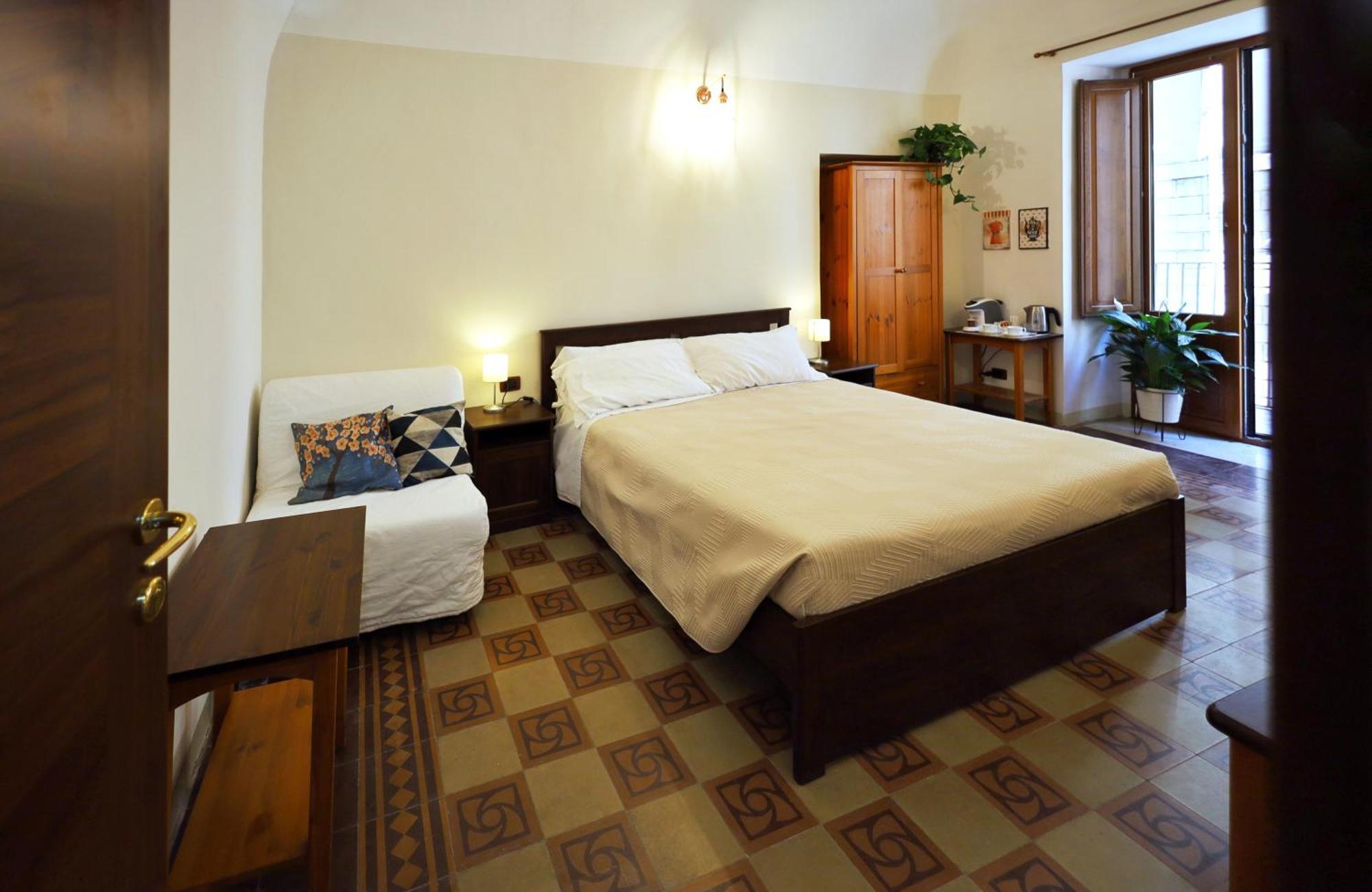 Cataneasy Rooms Exterior photo